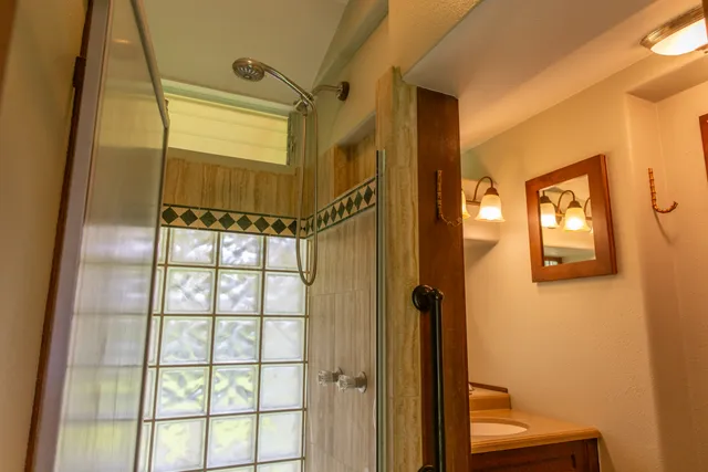 $1,995,000 | 7021 Holopono Place, Kapaa, HI 96746