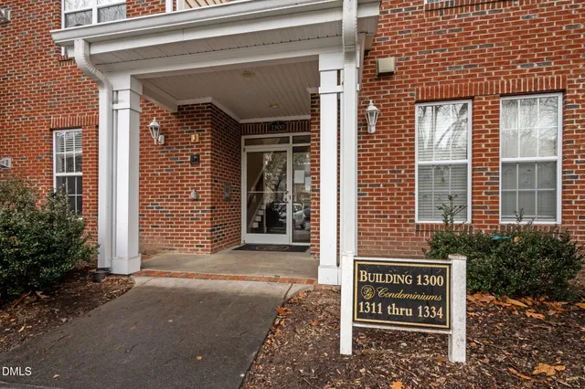 $300,000 | 1331 Arborgate Circle, Chapel Hill, NC 27514