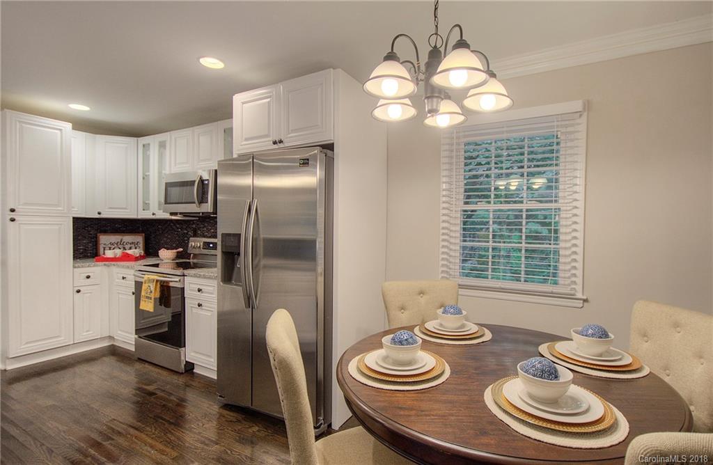 853 Log Cabin Road Charlotte, NC 28213 - Photo 13 of 28 Gallery Image 13