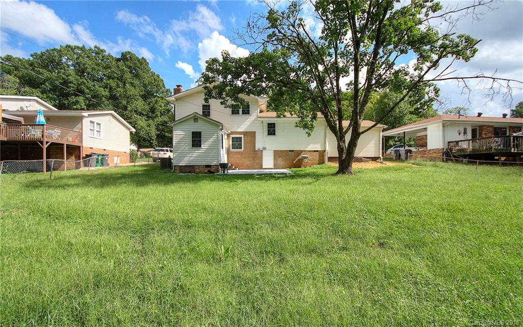 853 Log Cabin Road Charlotte, NC 28213 - Photo 27 of 28 Gallery Image 27