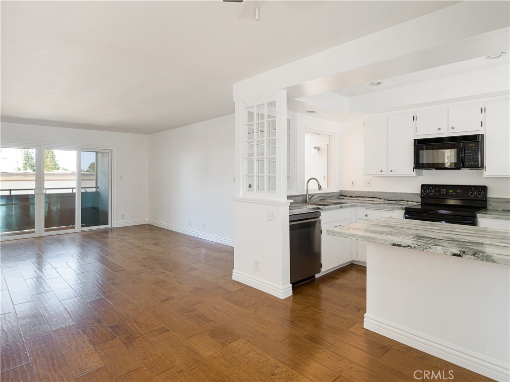 5917 Armaga Spring Road, Unit H Rancho Palos Verdes, CA 90275 - Photo 15 of 38