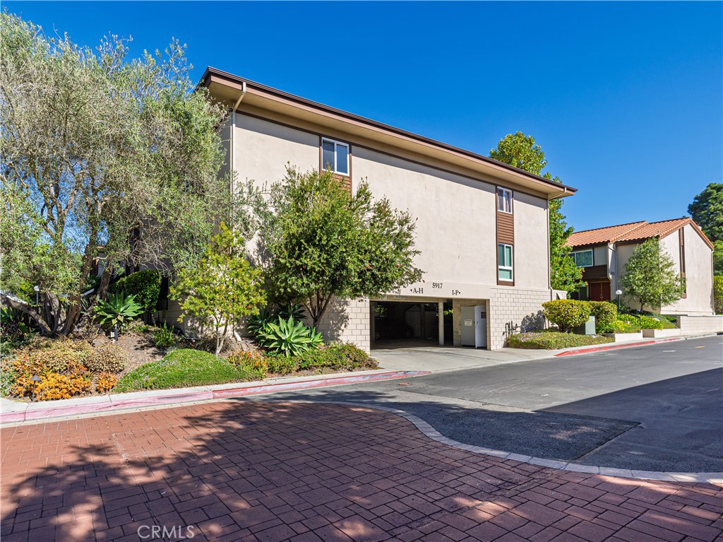 5917 Armaga Spring Road, Unit H Rancho Palos Verdes, CA 90275 - Photo 35 of 38
