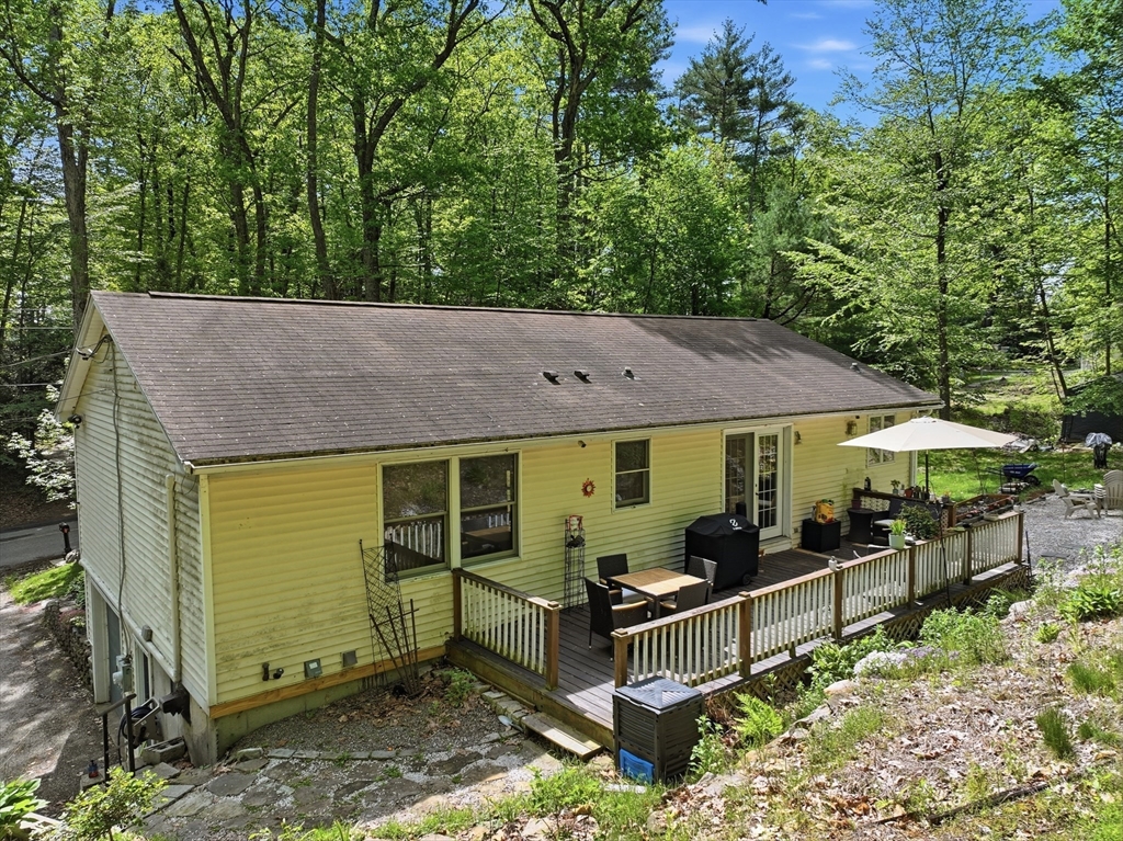 87 Allen Road Sturbridge, MA 01566 - Photo 29 of 40