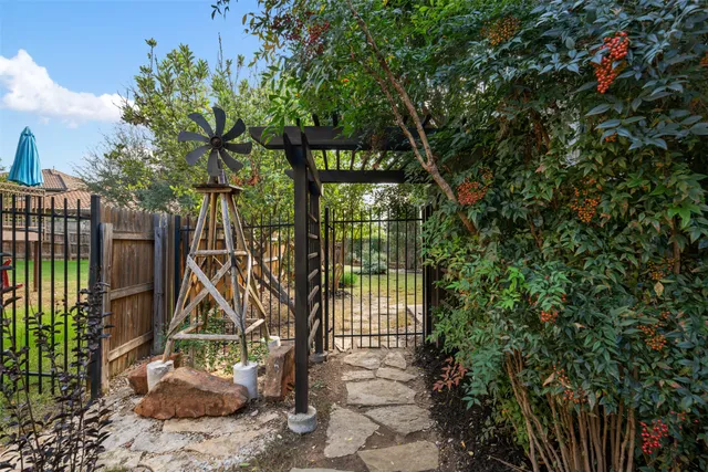 $625,000 | 503 Meadowlark Street, Unit A, Lakeway, TX 78734