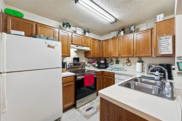 $238,500 | 412 Amber Lane, DeSoto, TX 75115