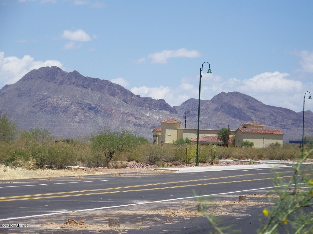 5361 West Jeffrey Road Tucson, AZ 85757 - Photo 10 of 12 Gallery Image 10