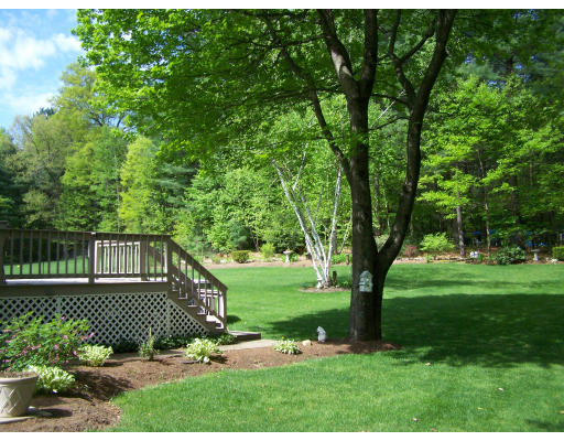 168 Root Road Westfield, MA 01085 - Photo 3 of 24 Gallery Image 3