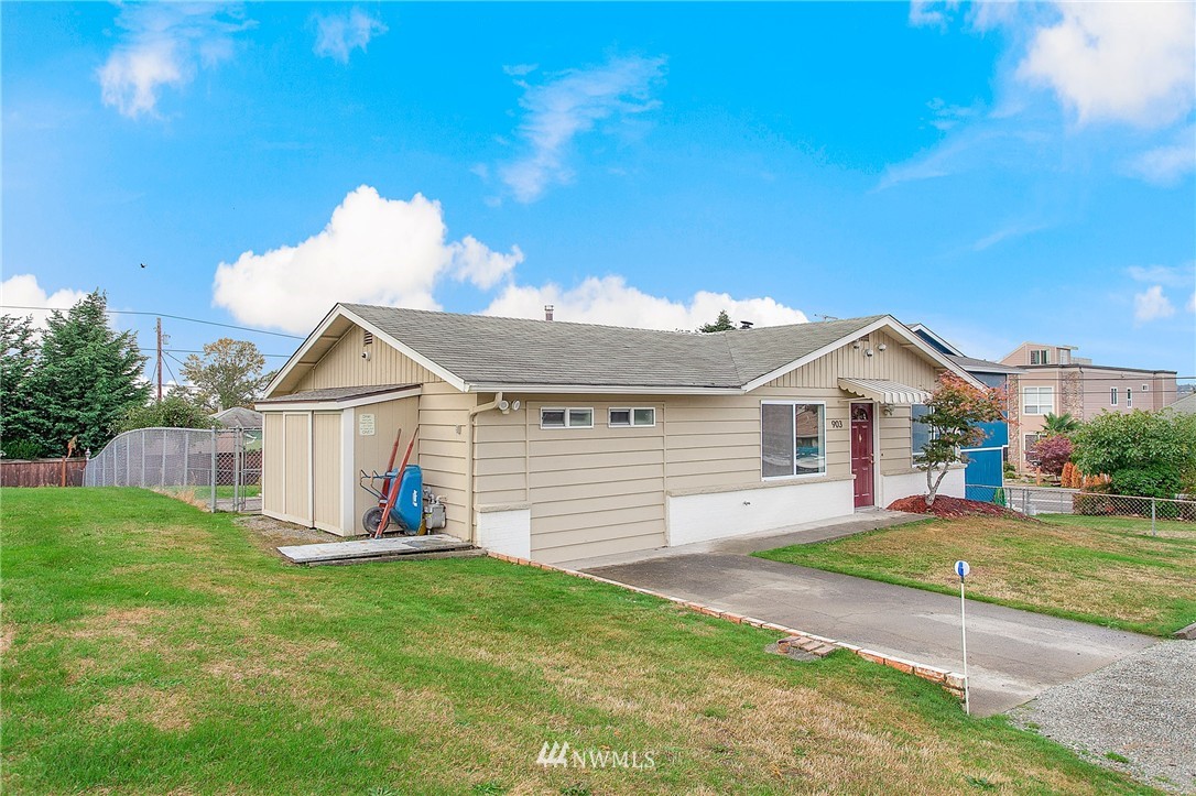 903 North 29th Street Renton, WA 98056 - Photo 2 of 25 Gallery Image 2