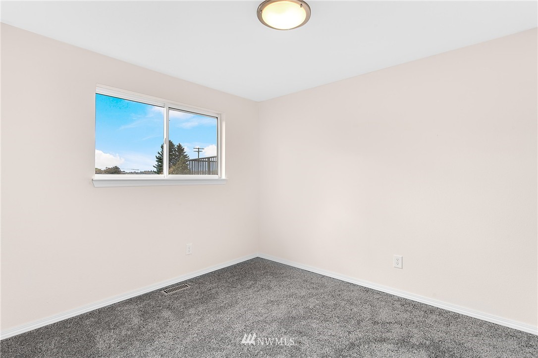 903 North 29th Street Renton, WA 98056 - Photo 15 of 25 Gallery Image 15