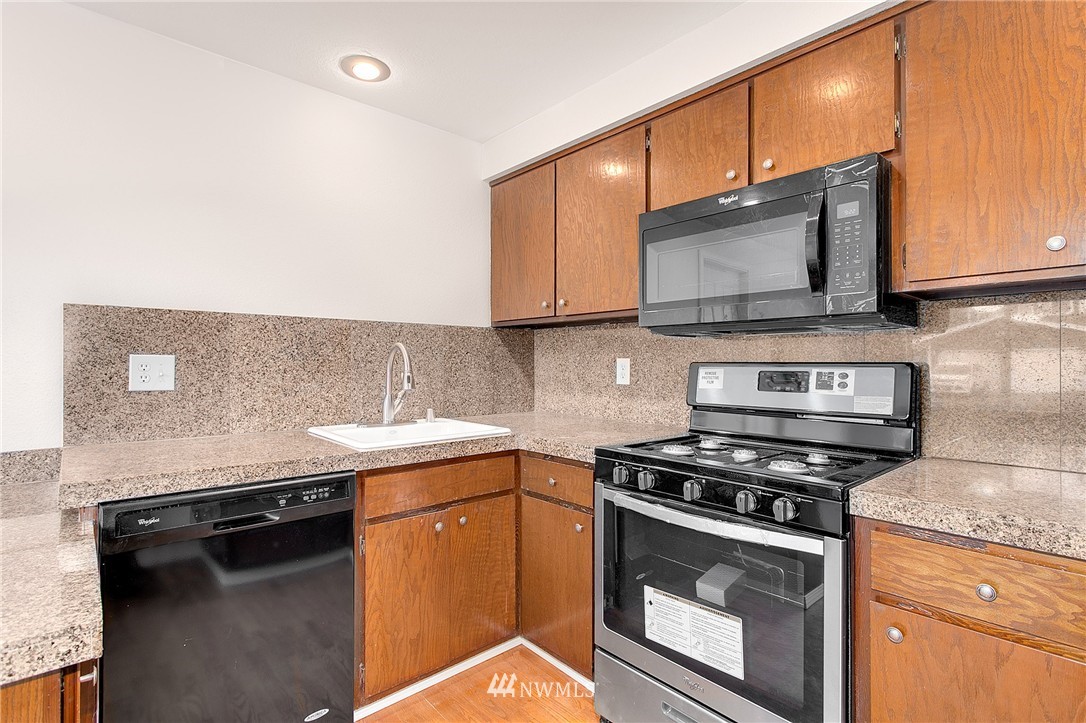 903 North 29th Street Renton, WA 98056 - Photo 8 of 25 Gallery Image 8