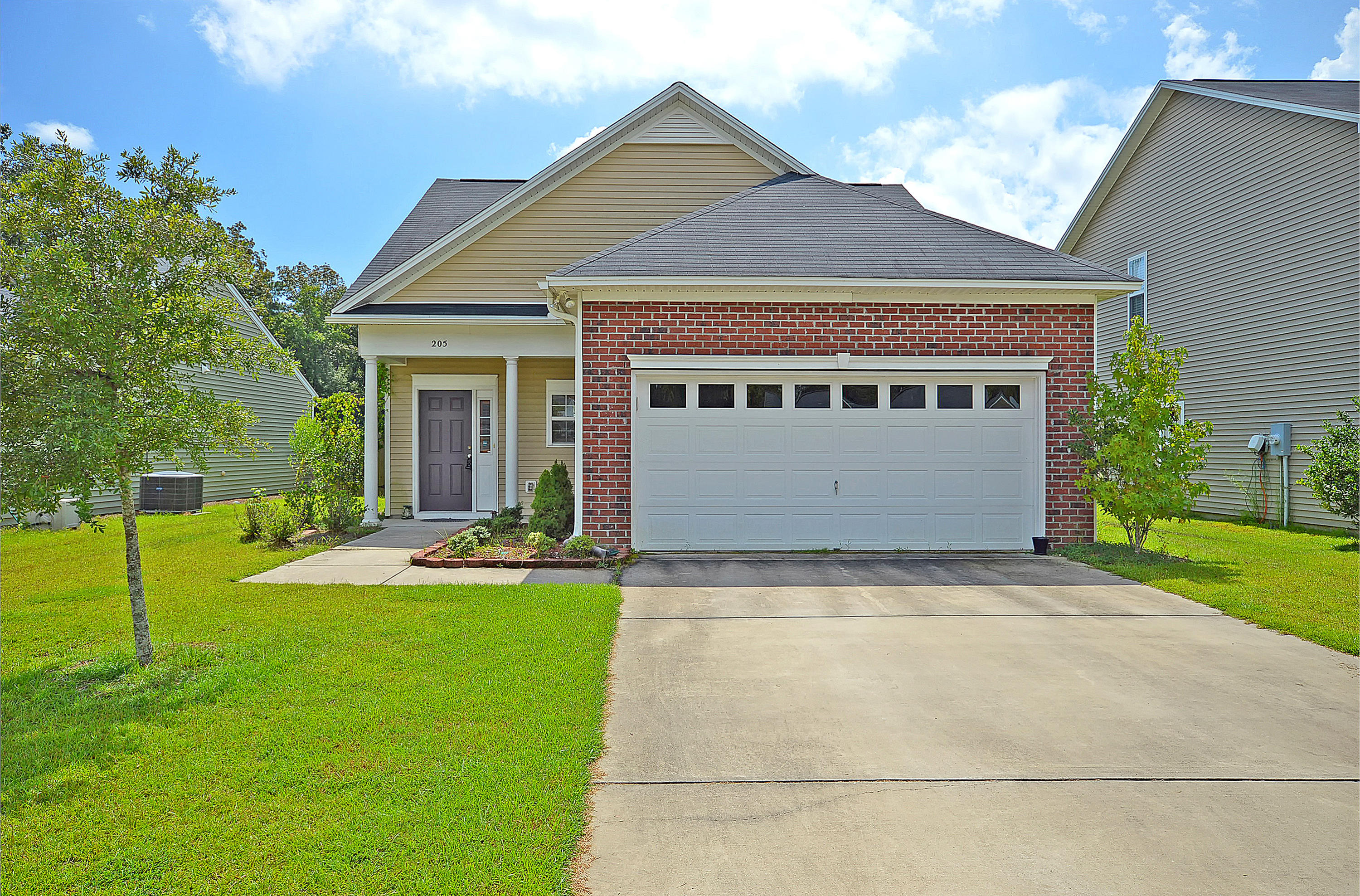 205 Island Green Road Goose Creek, SC 29445 - Photo 2 of 23 Welcome Home