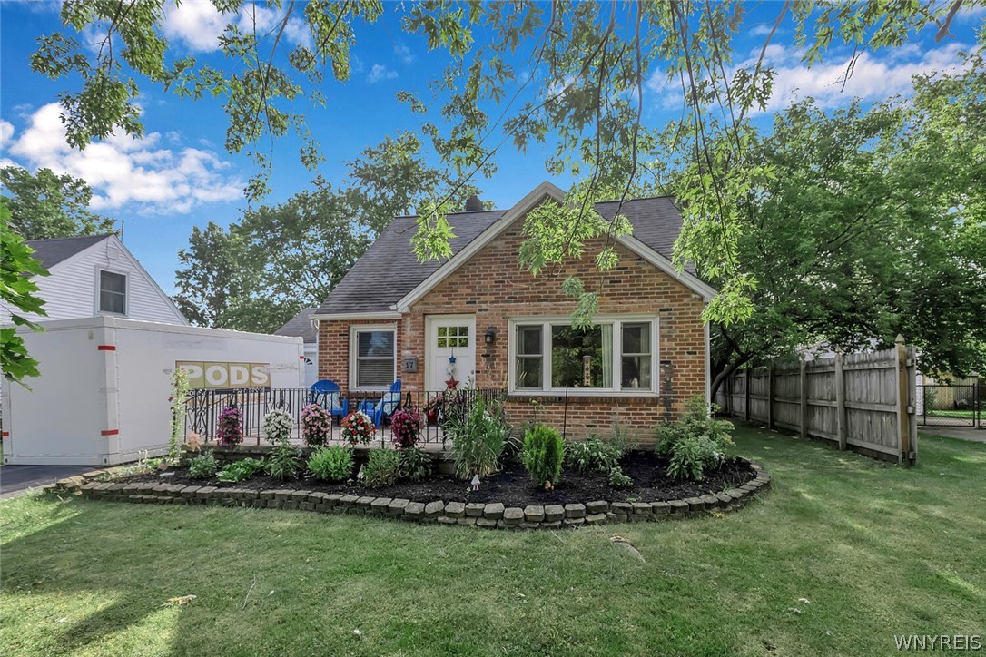 17 Elm Road Amherst, NY 14226 - Photo 1 of 1 Gallery Image 1