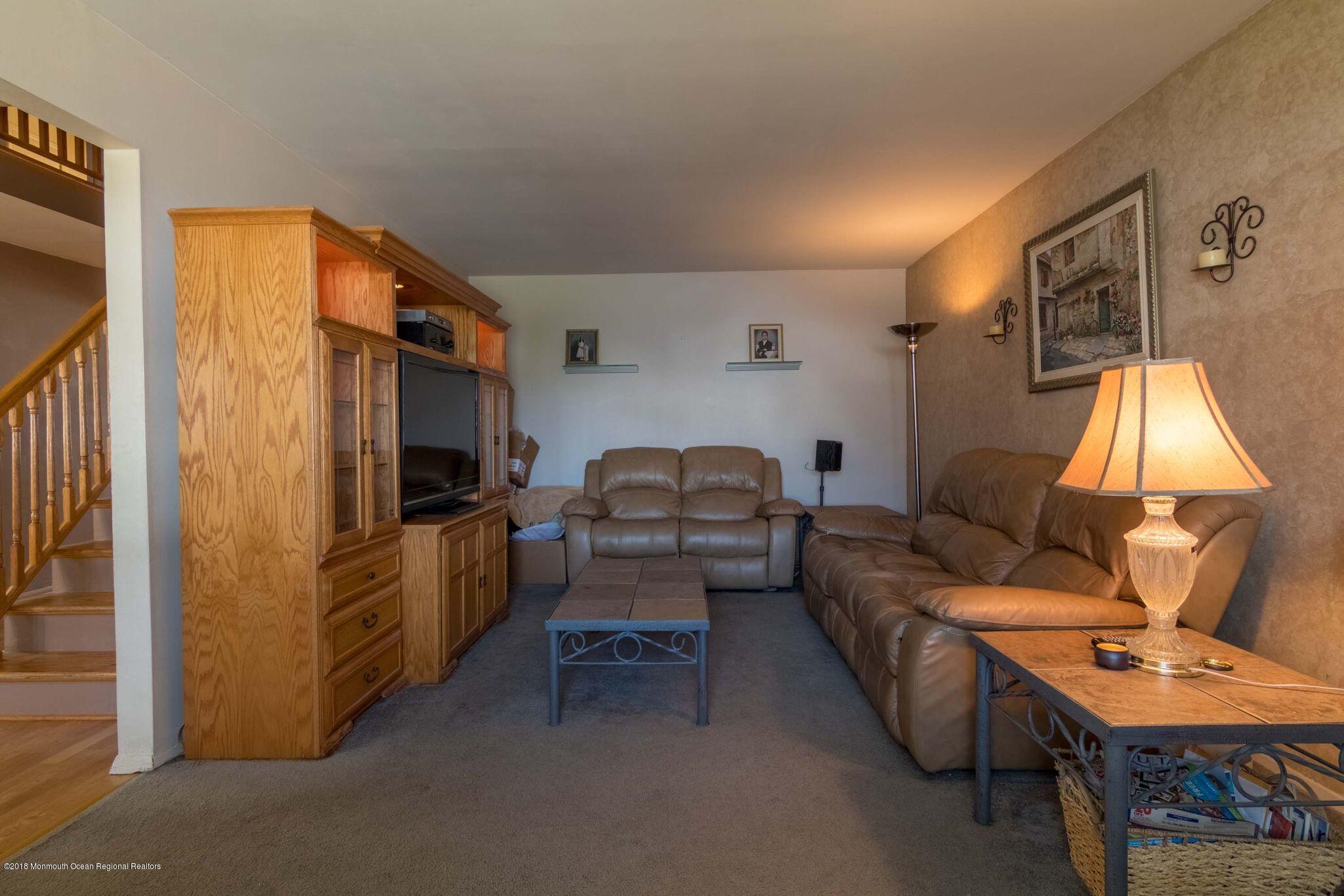 8 Tralee Road Hazlet, NJ 07730 - Photo 5 of 20 8 Tralee Rd - Family Room 2
