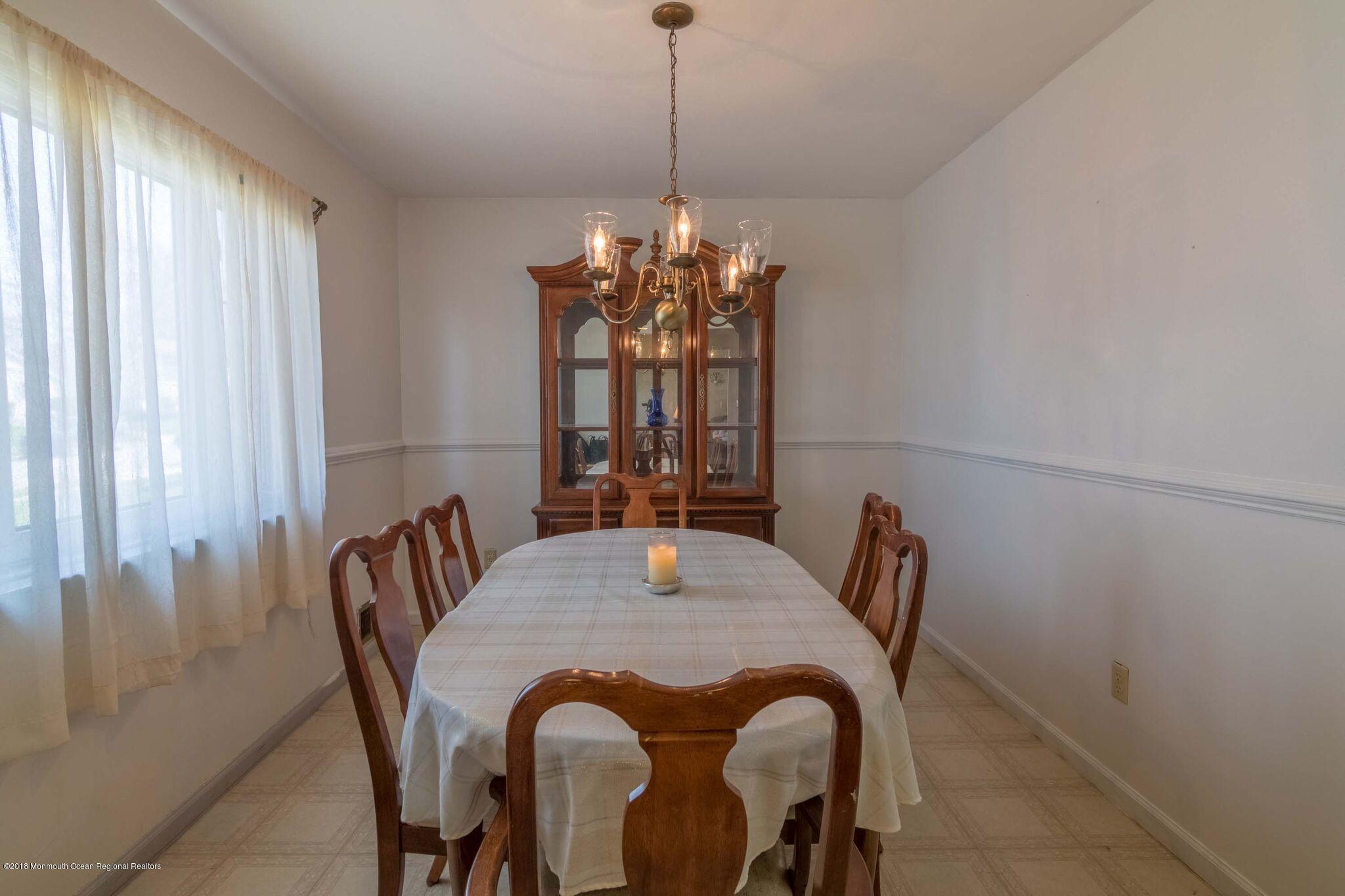 8 Tralee Road Hazlet, NJ 07730 - Photo 7 of 20 8 Tralee Rd - DR 2