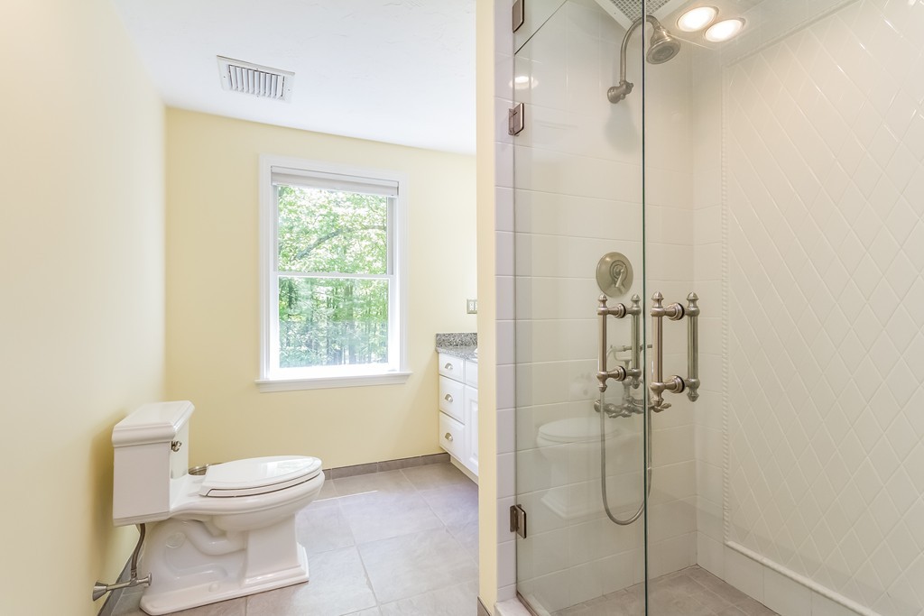 14 Uplands Road Littleton, MA 01460 - Photo 17 of 30 Gallery Image 17