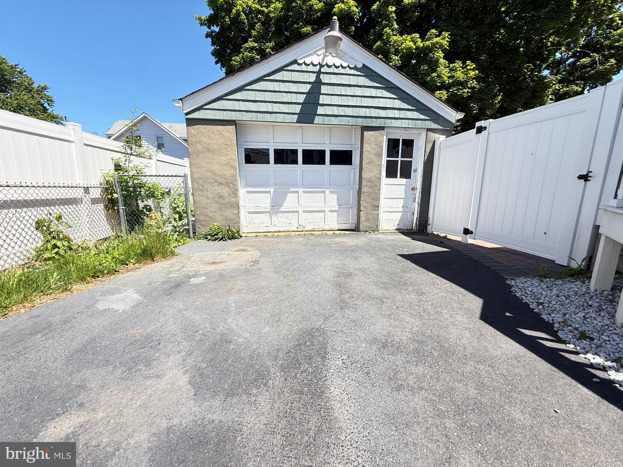 210 Kuser Road Hamilton, NJ 08619 - Photo 21 of 21