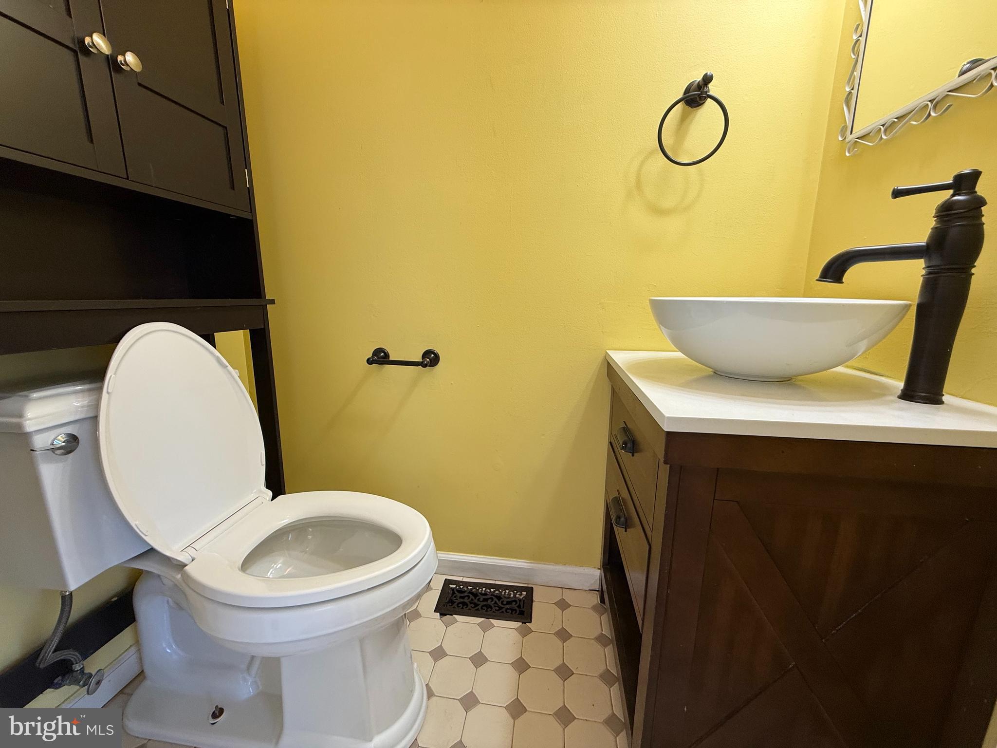 210 Kuser Road Hamilton, NJ 08619 - Photo 7 of 21