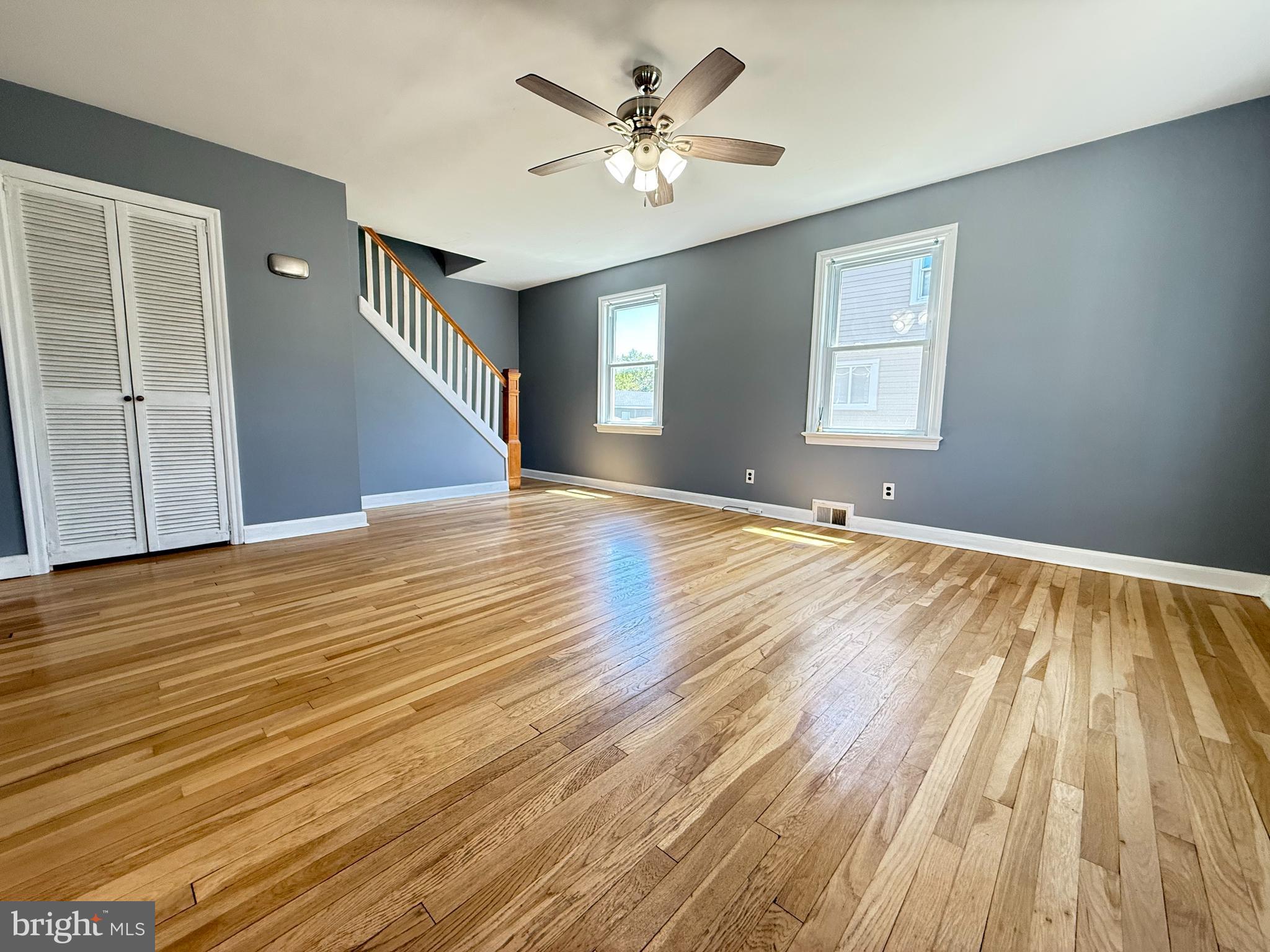210 Kuser Road Hamilton, NJ 08619 - Photo 9 of 21