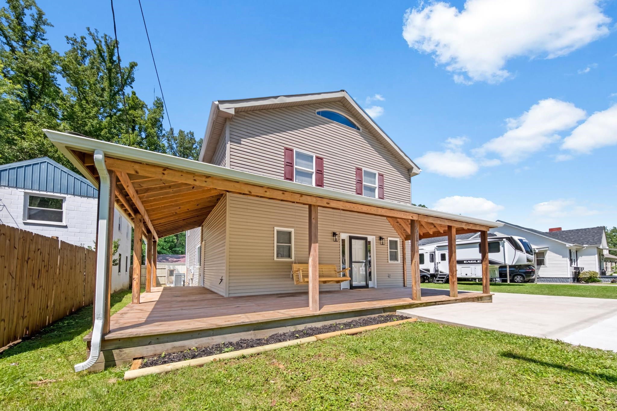 1016 Raceland Avenue Raceland, KY 41169 - Photo 36 of 38