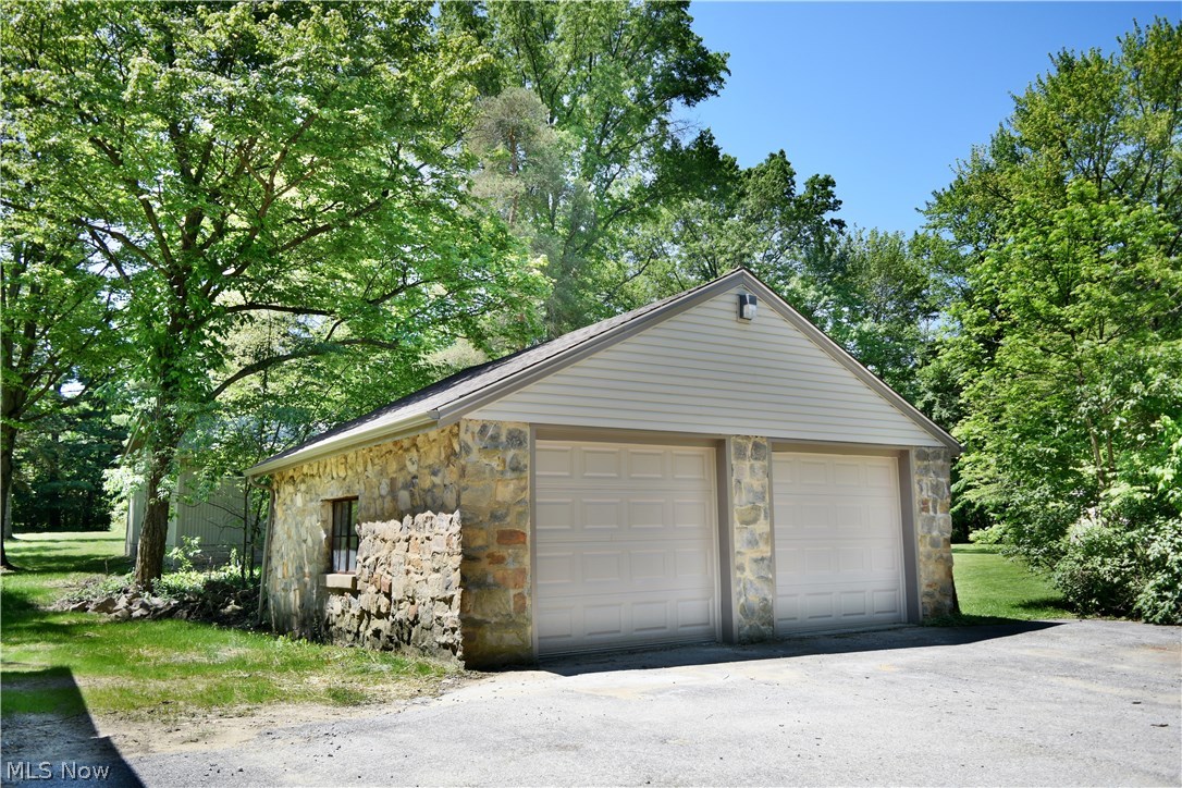 6505 Fairview Road Youngstown, OH 44515 - Photo 12 of 14 Gallery Image 12