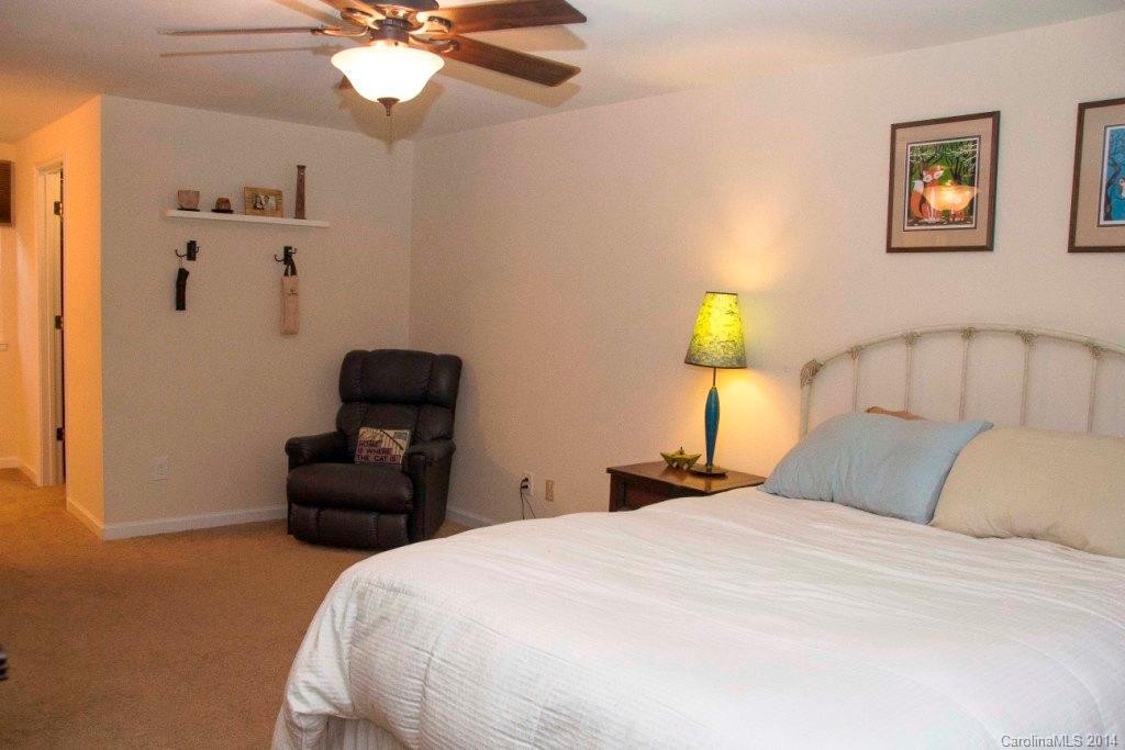 11504 5 Cedars Road Charlotte, NC 28226 - Photo 6 of 11 Gallery Image 6