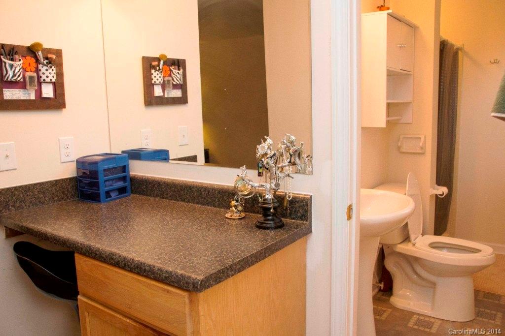 11504 5 Cedars Road Charlotte, NC 28226 - Photo 7 of 11 Gallery Image 7