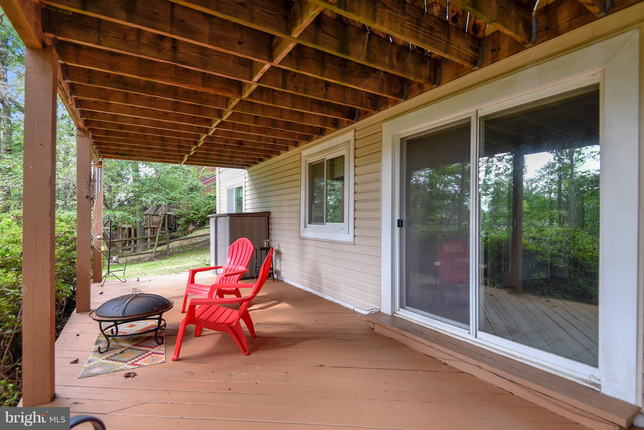 116 Stonegate Drive Silver Spring, MD 20905 - Photo 24 of 30 Lower Deck