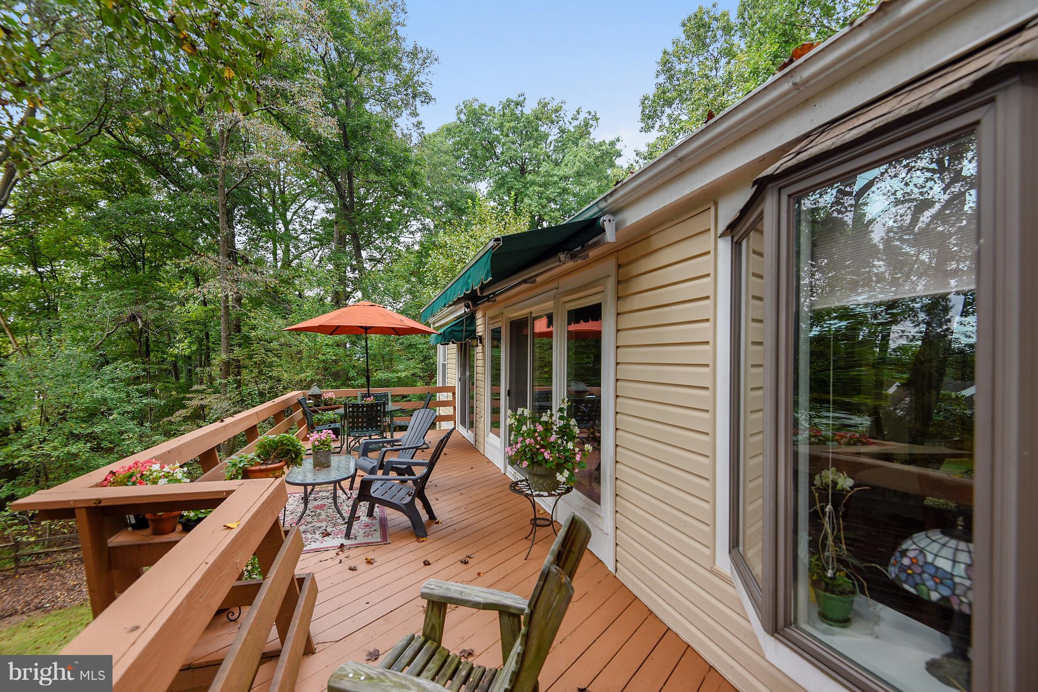 116 Stonegate Drive Silver Spring, MD 20905 - Photo 25 of 30 Upper deck