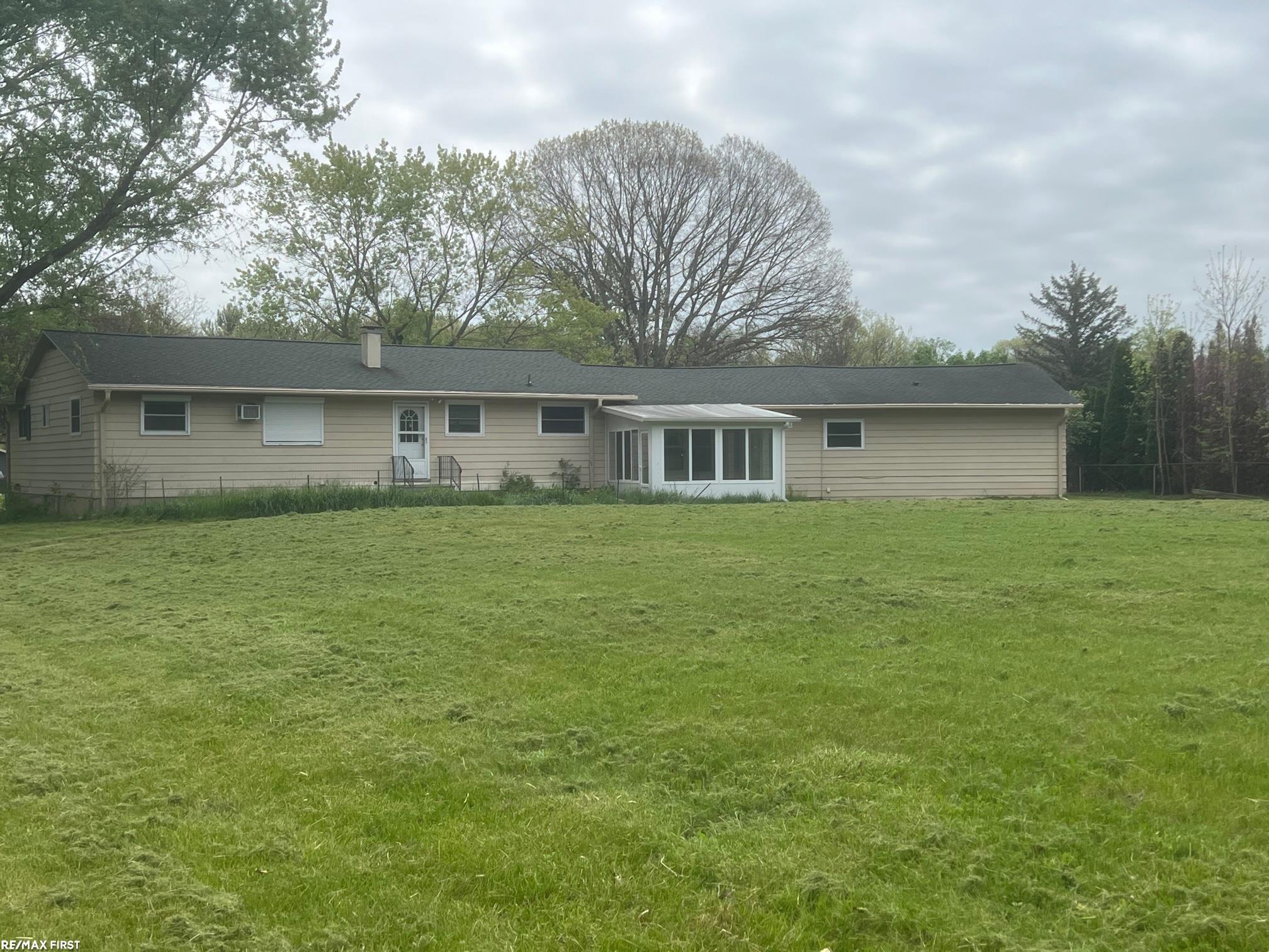6435 Johnson Street Flushing, MI 48433 - Photo 22 of 25