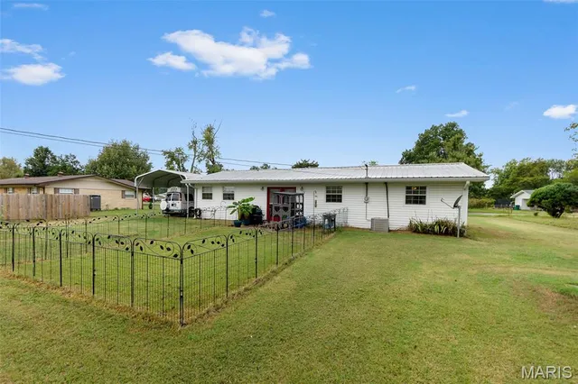 $115,000 | 39344 East Sue Drive, Malden, MO 63863