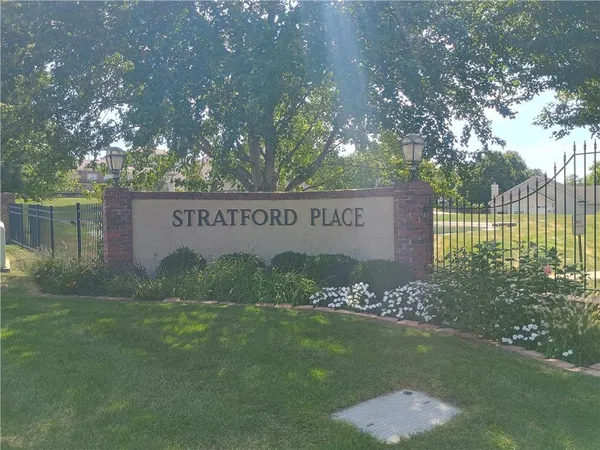 $299,900 | 12121 West 121st Street, Overland Park, KS 66213