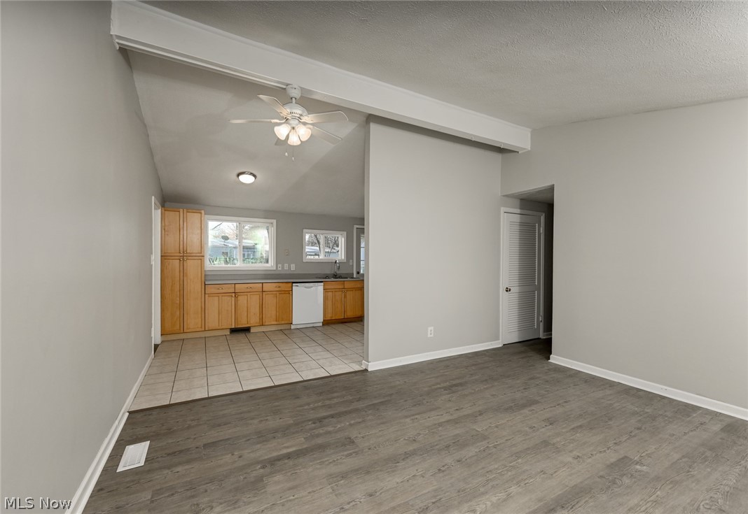3036 Denny Road Ravenna, OH 44266 - Photo 10 of 26 Gallery Image 10