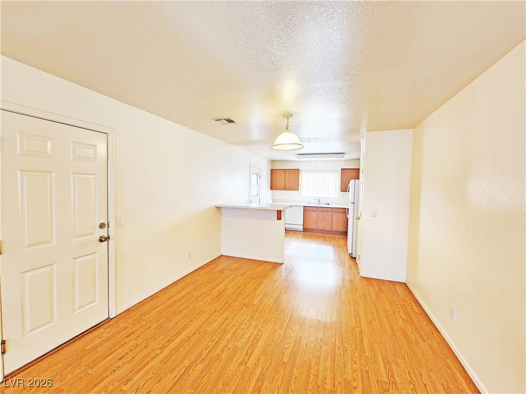 1850 Pershing Avenue, Unit B Pahrump, NV 89048 - Photo 4 of 17