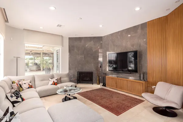 $12,000 | 1502 East Treasure Cove Drive, Gilbert, AZ 85234