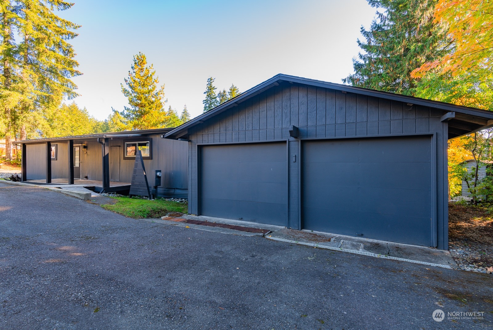 18 Kingsway West Bremerton, WA 98312 - Photo 3 of 32