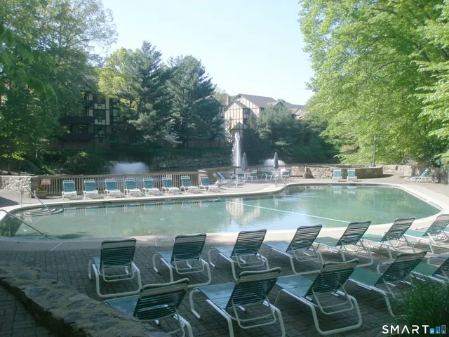 $407,900 | 50 Aiken Street, Unit 253, Norwalk, CT 06851