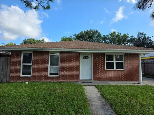 $165,000 | 2732 Reunion Drive, Violet, LA 70092