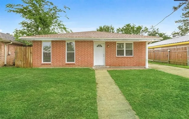 $165,000 | 2732 Reunion Drive, Violet, LA 70092
