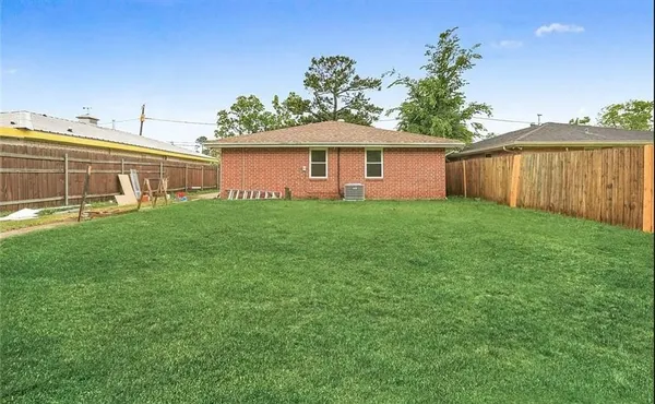 $165,000 | 2732 Reunion Drive, Violet, LA 70092