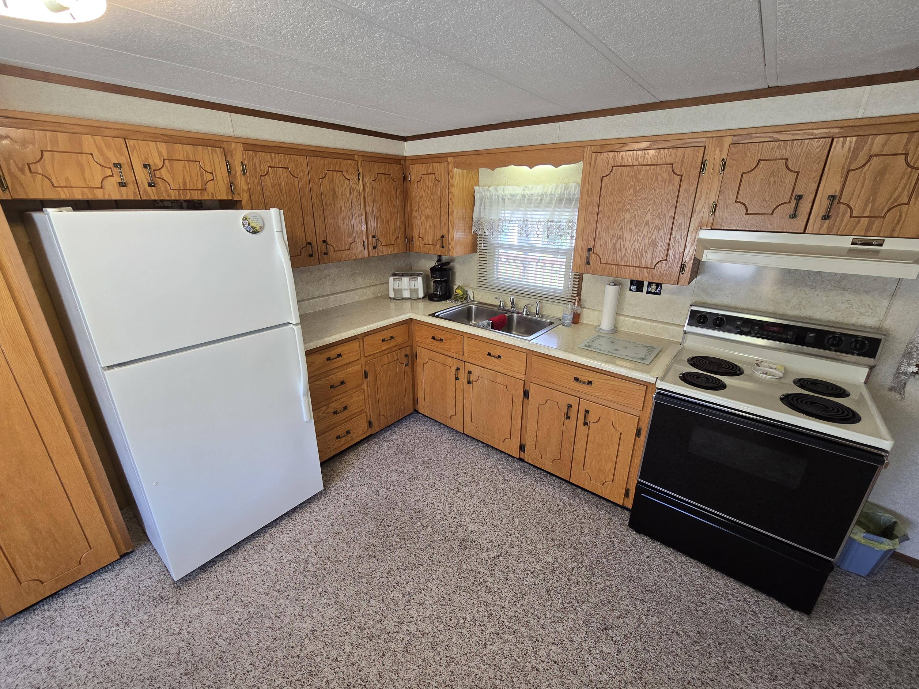 90 County Road Milford, ME 04461 - Photo 7 of 30 20250513_092759