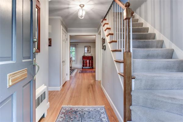 124 Green Street Needham, MA 02492 - Photo 5 of 30 Gallery Image 5