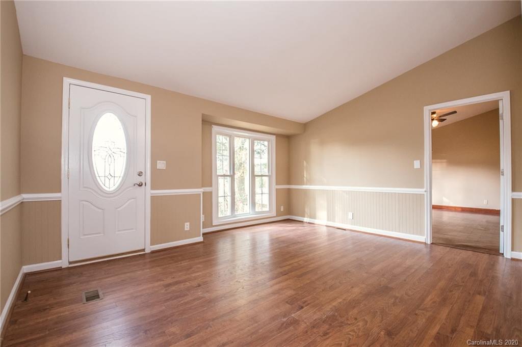129 Dusty Farm Road Mooresville, NC 28115 - Photo 9 of 42 Gallery Image 9