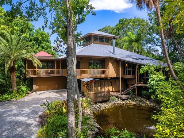 $1,199,000 | 2613 Temple Street, Sarasota, FL 34239