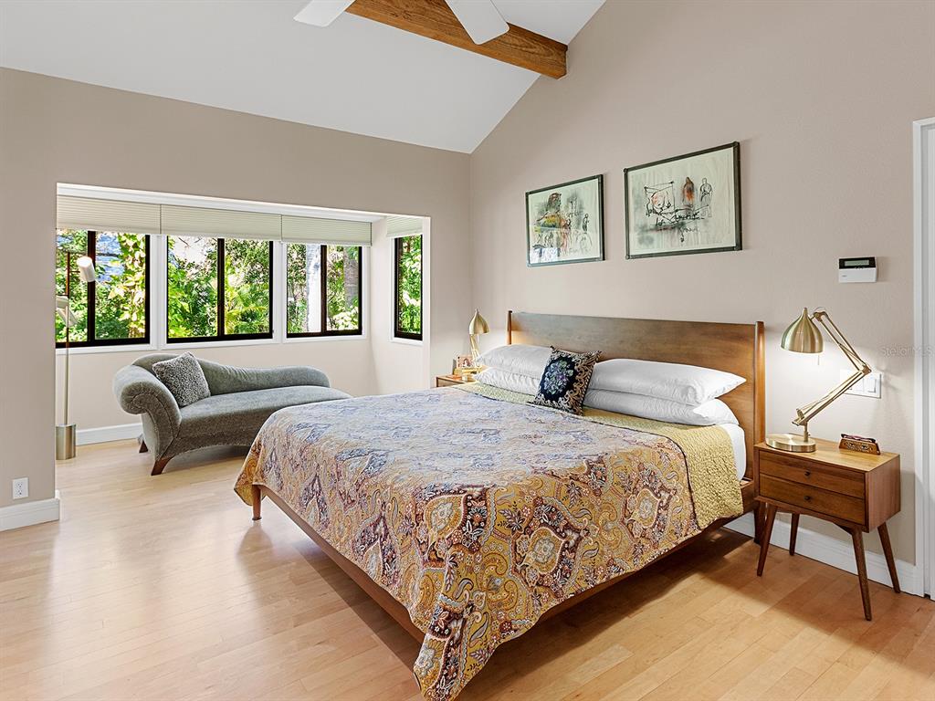 2613 Temple Street Sarasota, FL 34239 - Photo 37 of 54