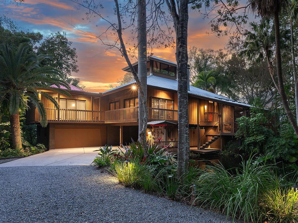 2613 Temple Street Sarasota, FL 34239 - Photo 47 of 54