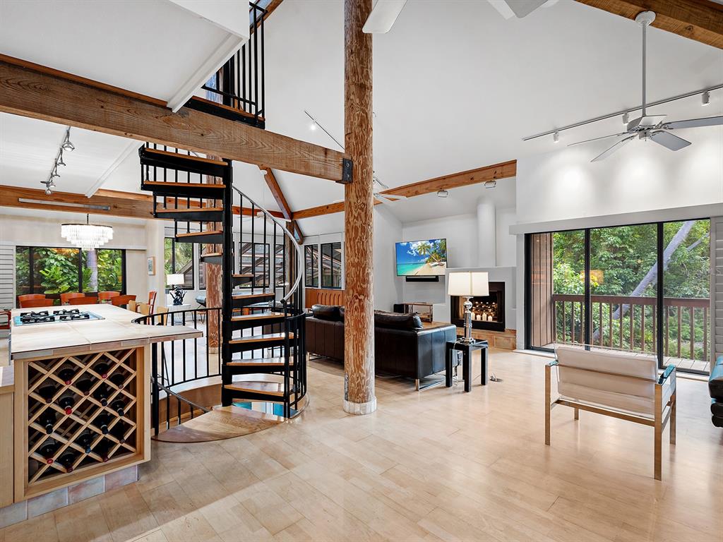 2613 Temple Street Sarasota, FL 34239 - Photo 10 of 54