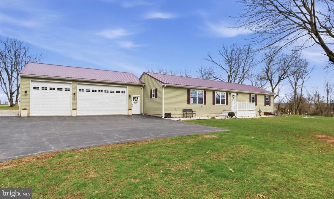 1025 White Oak Road Windsor, PA 17366 - Photo 1 of 1
