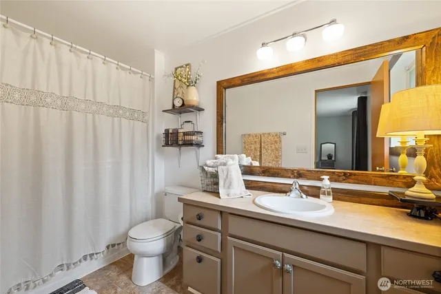 $799,000 | 47655 138th Avenue East, Eatonville, WA 98328