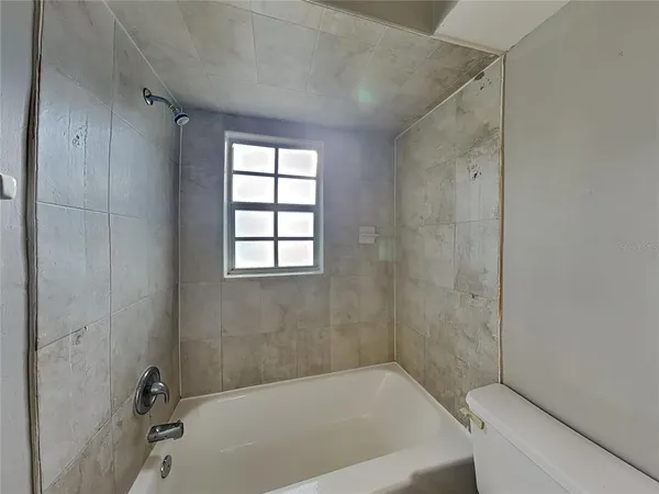 $2,119 | Undisclosed Address, Tampa, FL 33613