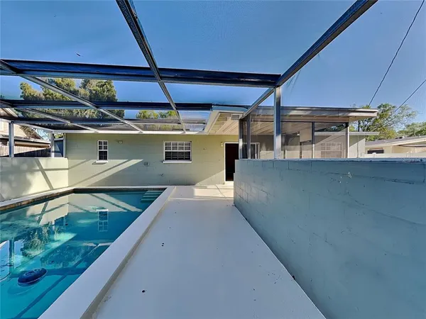 $2,119 | Undisclosed Address, Tampa, FL 33613